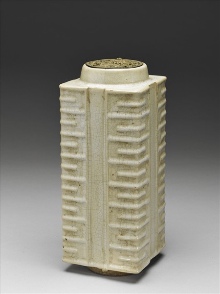 廣窯 月白釉琮式瓶