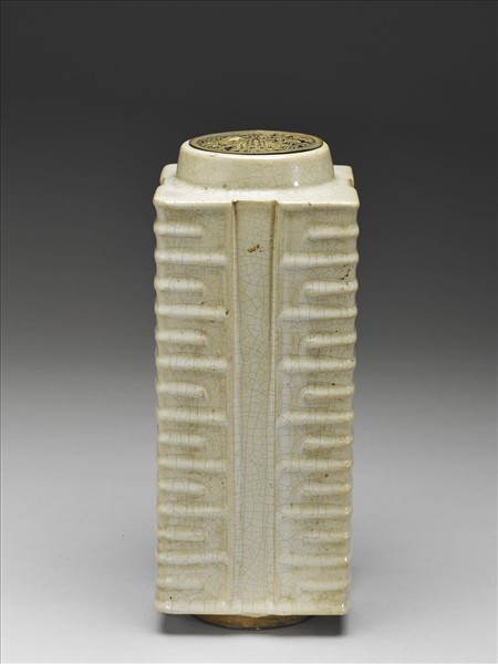 廣窯 月白釉琮式瓶