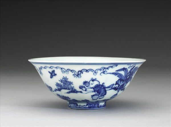 青花嬰戲圖碗