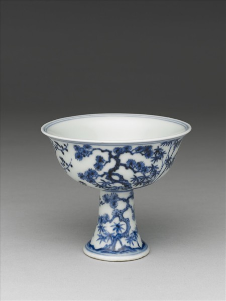 青花歲寒三友圖高足杯