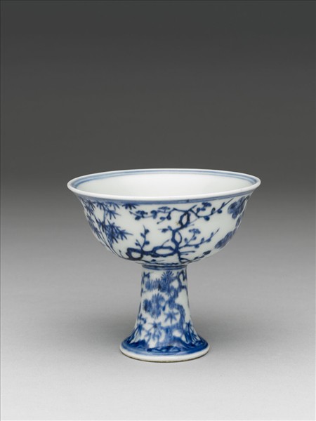 青花歲寒三友圖高足杯