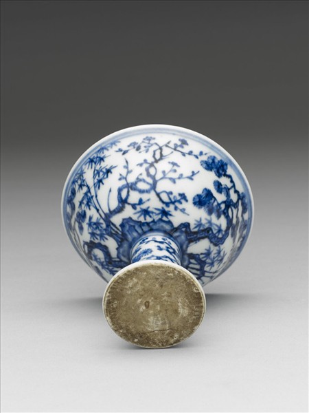 青花歲寒三友圖高足杯