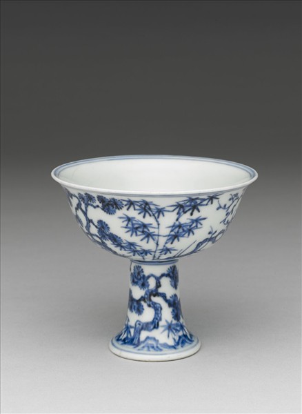 青花歲寒三友圖高足碗