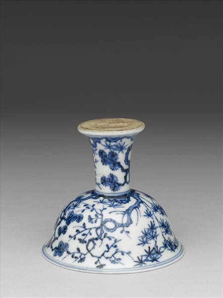 青花歲寒三友圖高足碗