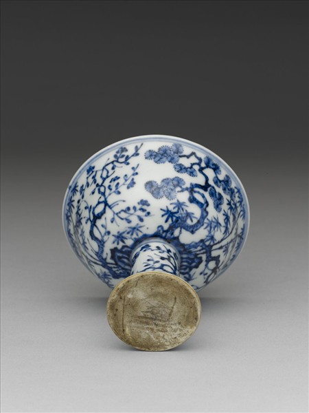 青花歲寒三友圖高足碗