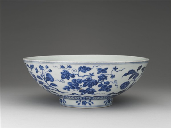 青花花果紋碗