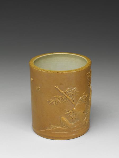 黃釉仿雕竹筆筒