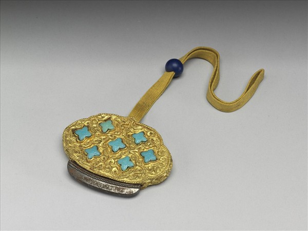 銅鍍金嵌料石火鐮盒