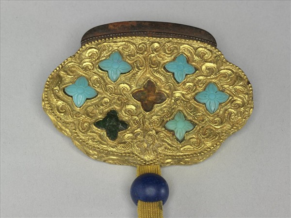 銅鍍金嵌料石火鐮盒