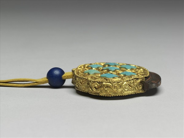 銅鍍金嵌料石火鐮盒