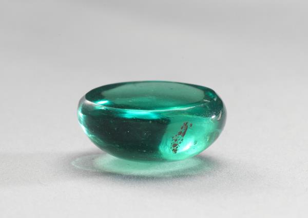 綠色玻璃圍棋子