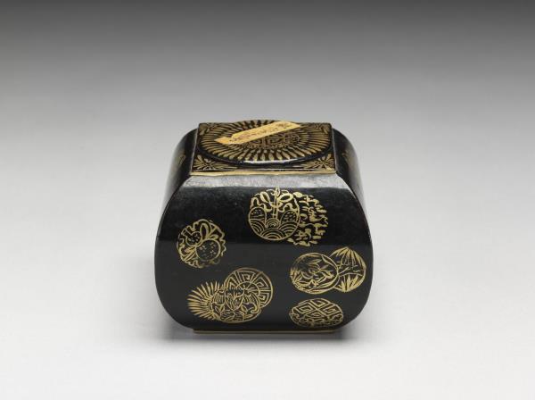 黑漆描金棋罐