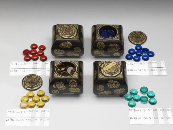 綠色玻璃圍棋子