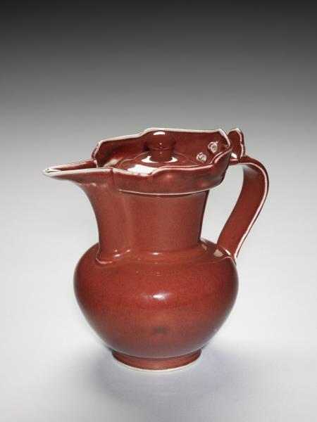 寶石紅釉僧帽壺