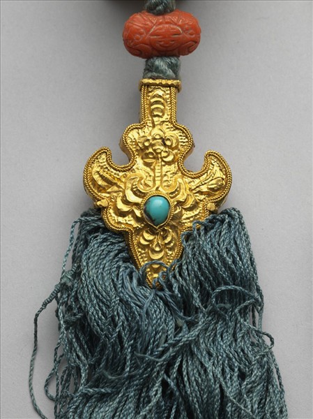 穿金鑲珊瑚松石綠線穗（一副）