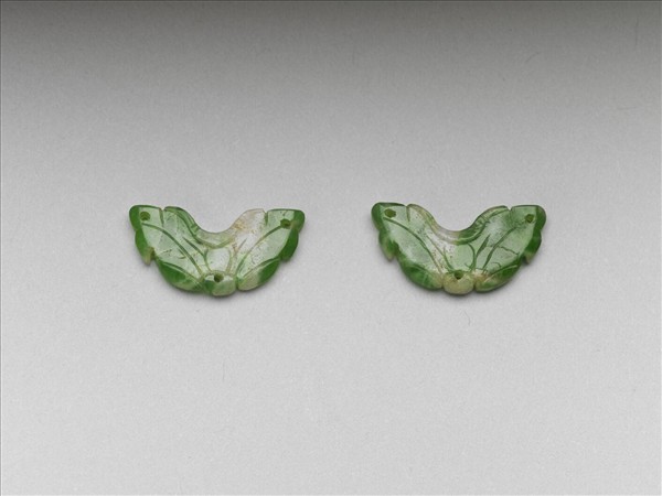 翠玉荷葉形挑牌