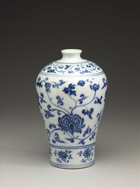 青花蓮花紋梅瓶