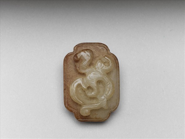 玉獸紋紋海棠形飾件