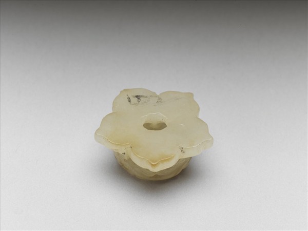 玉鏤雕花形飾件