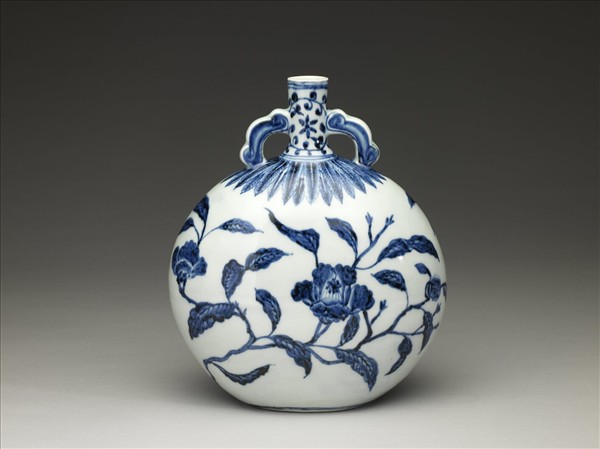 青花山茶花紋扁壺