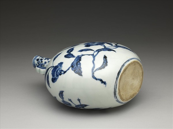 青花山茶花紋扁壺