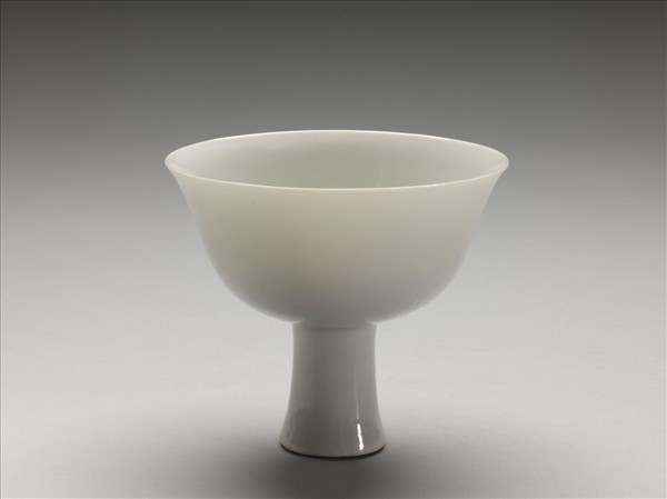 甜白雙龍紋高足杯