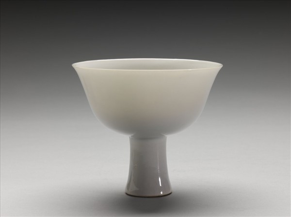 甜白雙龍紋高足杯