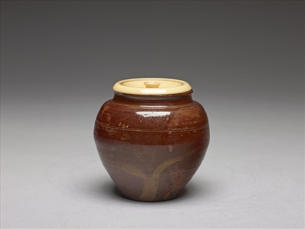 南宋-元代 洪塘窯 醬釉茶末罐