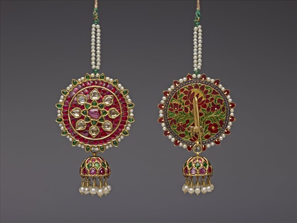 印度 19世紀 黃金琺瑯鑲多寶耳墜一對