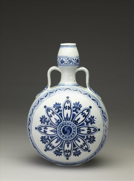 青花寶相花紋扁壺