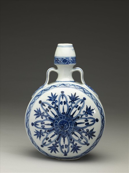 青花寶相花紋扁壺