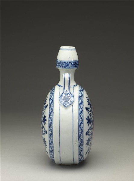 青花寶相花紋扁壺