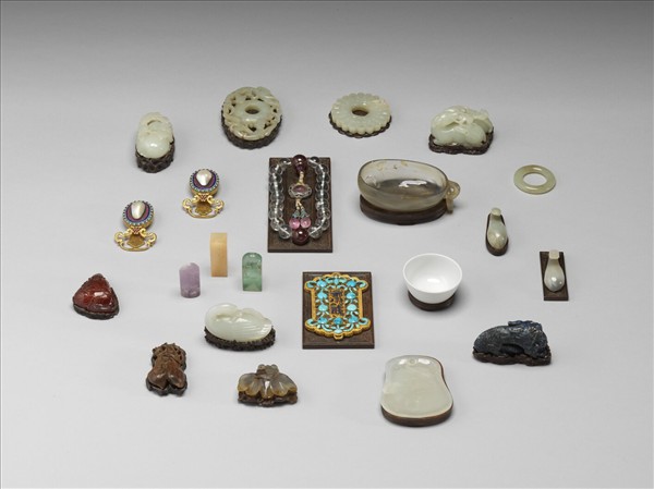 沉香木雕雙扁豆