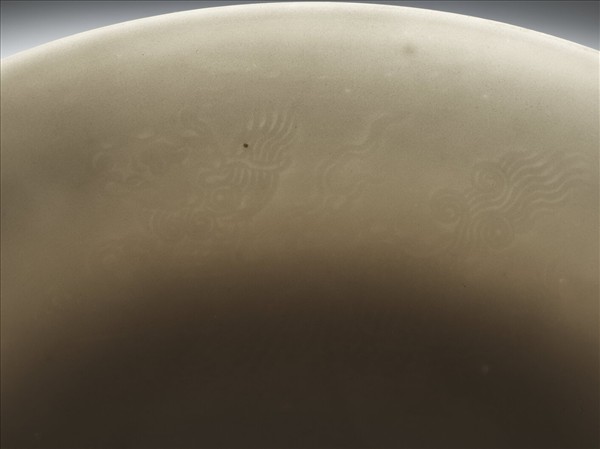 甜白半脫胎鳳凰紋高足碗