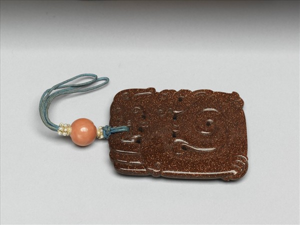 金星玻璃龍紋珮