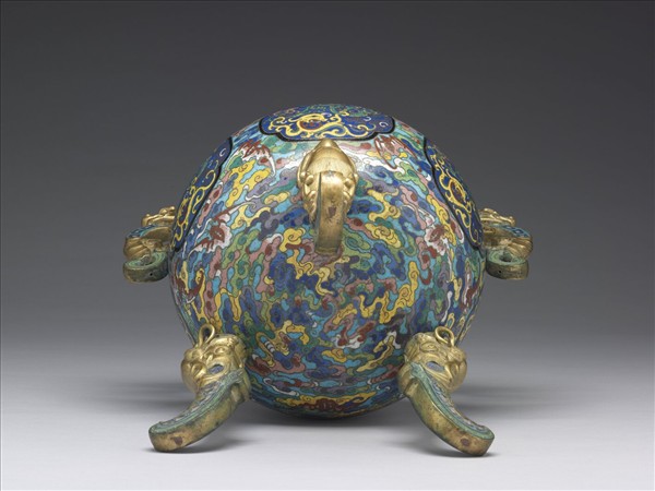 掐絲琺瑯三足鼎