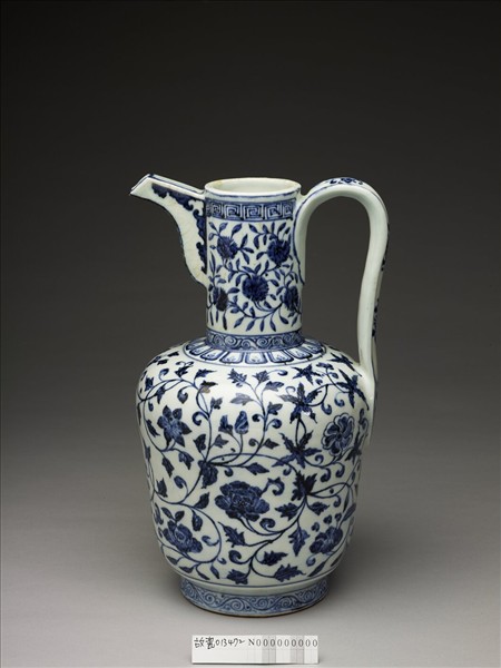 青花四季花卉紋執壺