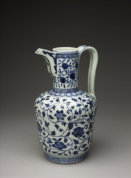 青花四季花卉紋執壺