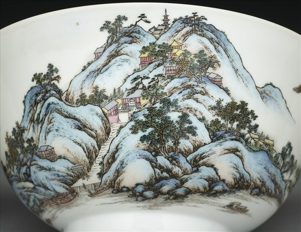 琺瑯彩瓷虎丘山水碗