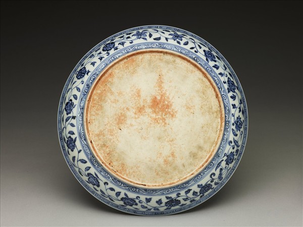 青花一把蓮紋盤