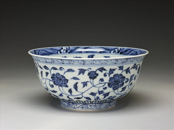 青花四季花卉紋碗