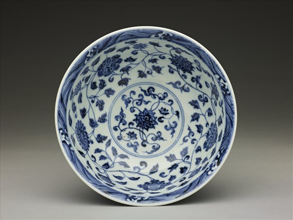 青花四季花卉紋碗