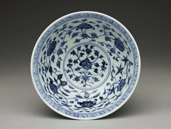 青花四季花卉紋碗