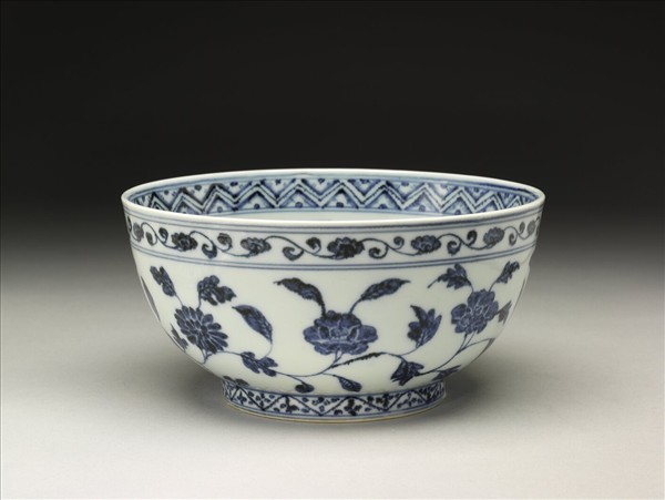 青花四季花卉紋墩子碗