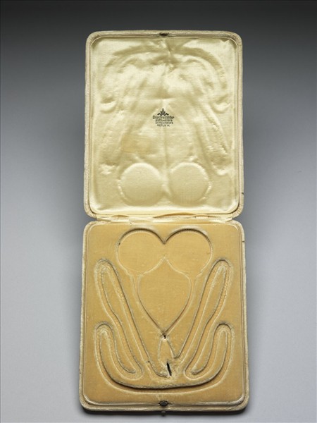 西洋帶鍊鑲鑽眼鏡