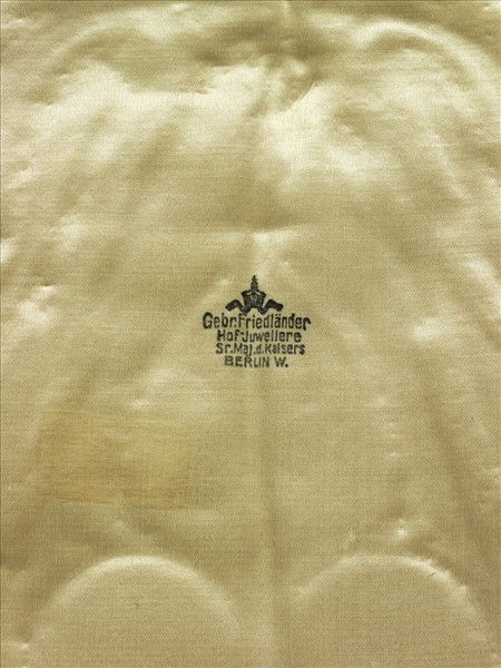 西洋帶鍊鑲鑽眼鏡