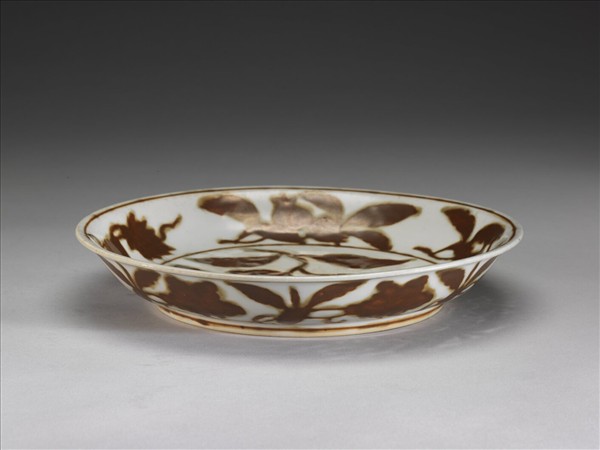 紫金釉花果紋盤