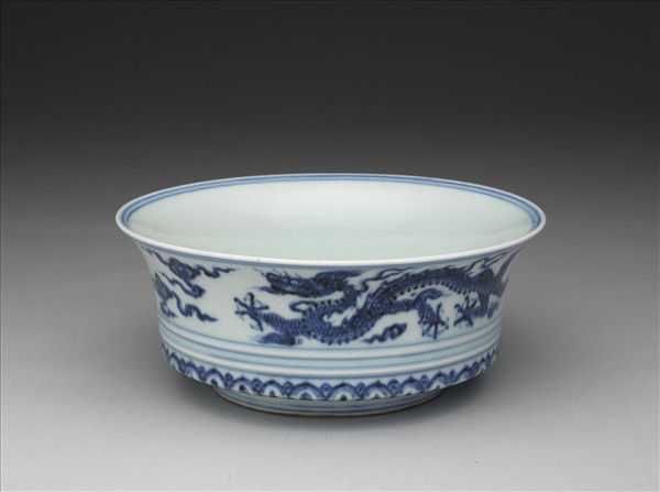 青花雙龍雲紋碗 