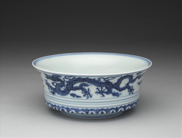 青花雙龍雲紋碗 