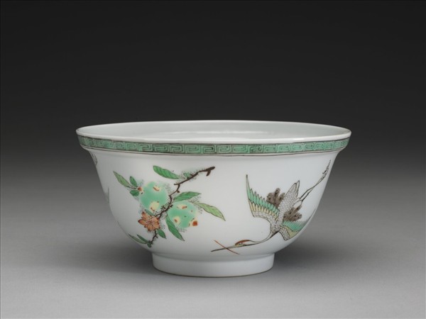 五彩鶴桃紋碗